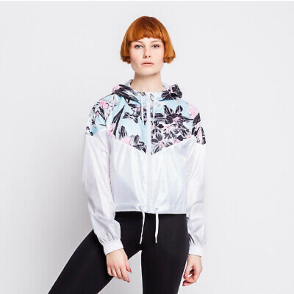 Nike Women's Hyper Femme Crop Windrunner White  XL - Picture 3 of 10